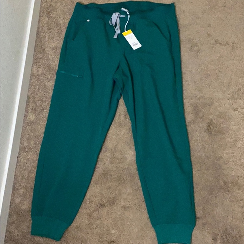 Figs scrub hunter green Zamora Large